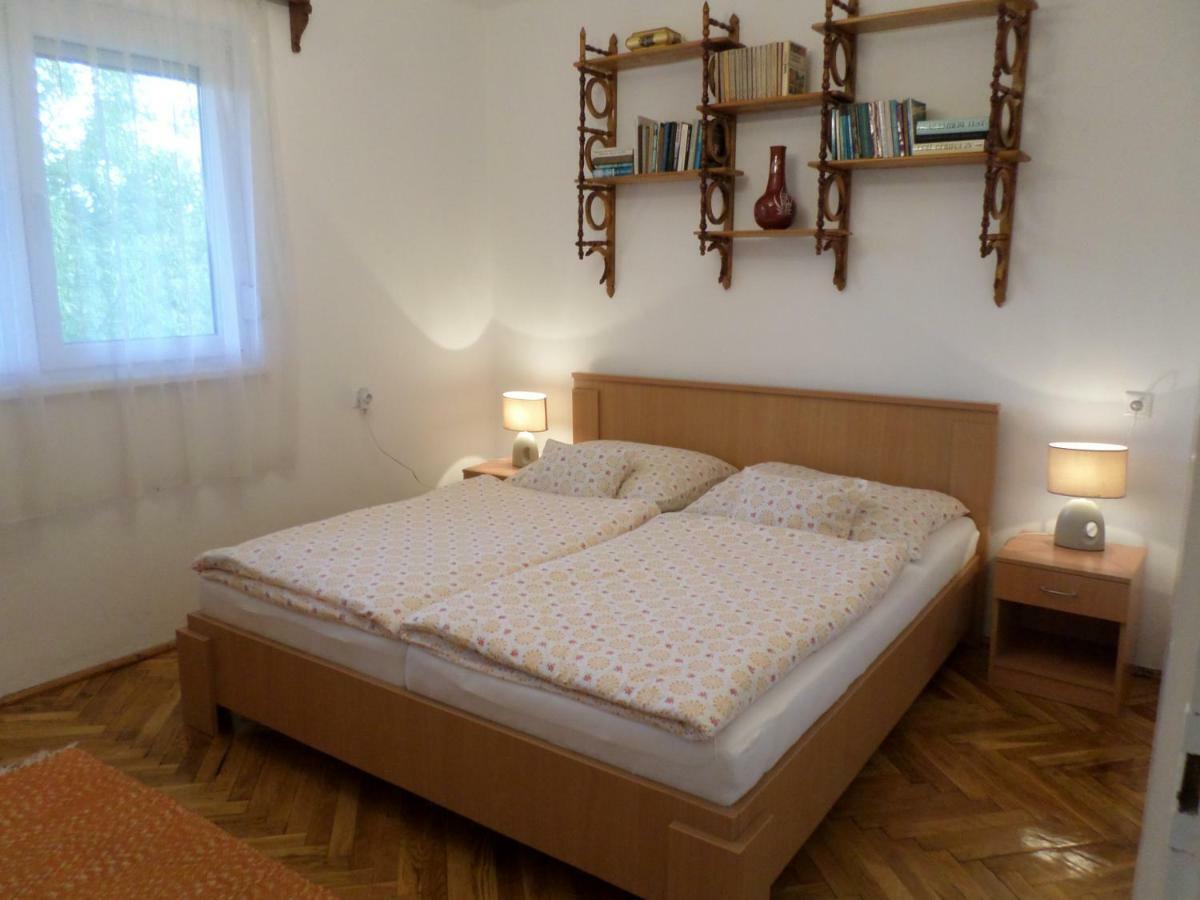 Szabadidő Vendégház Révfülöp Exterior foto