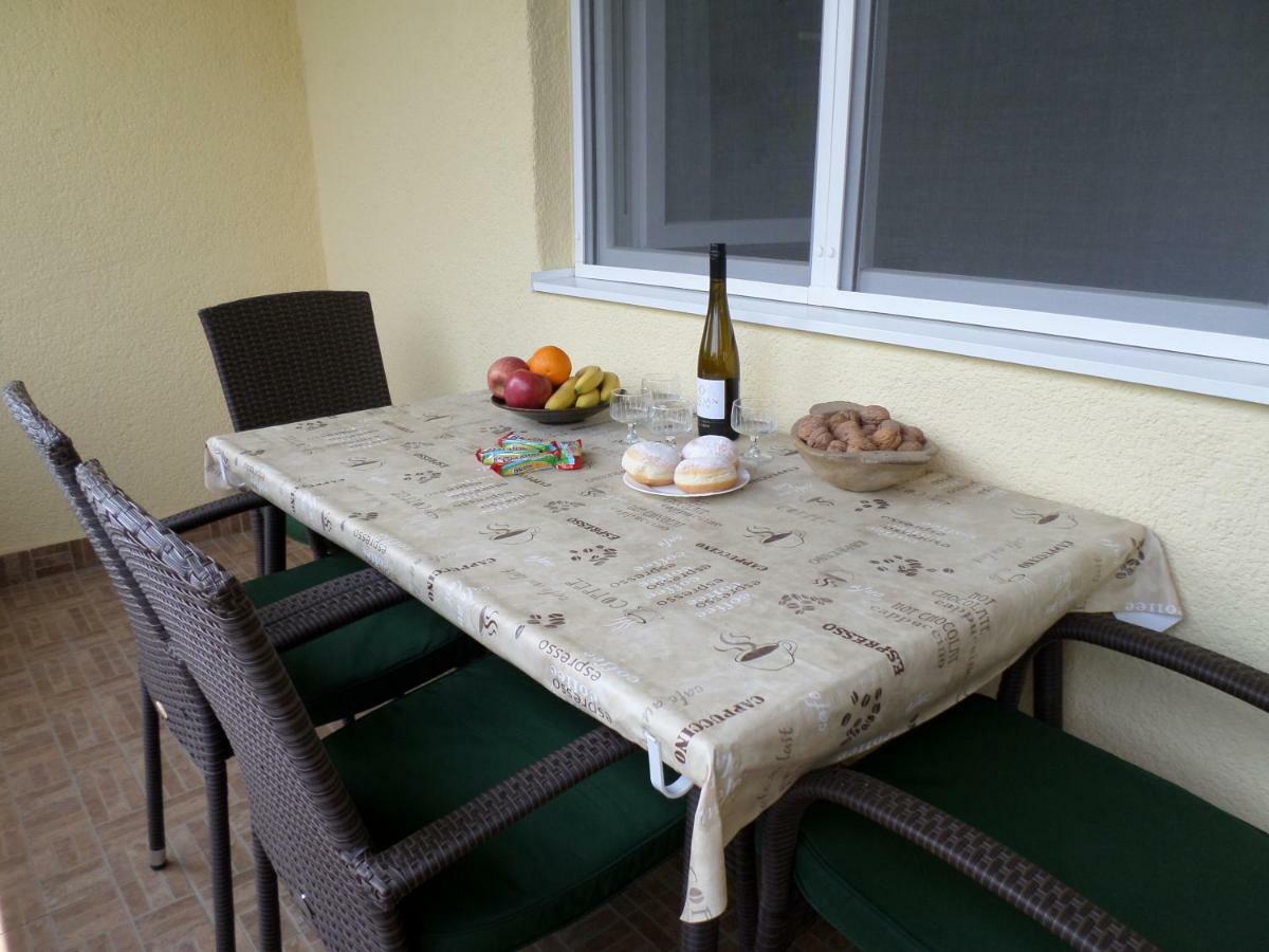 Szabadidő Vendégház Révfülöp Exterior foto